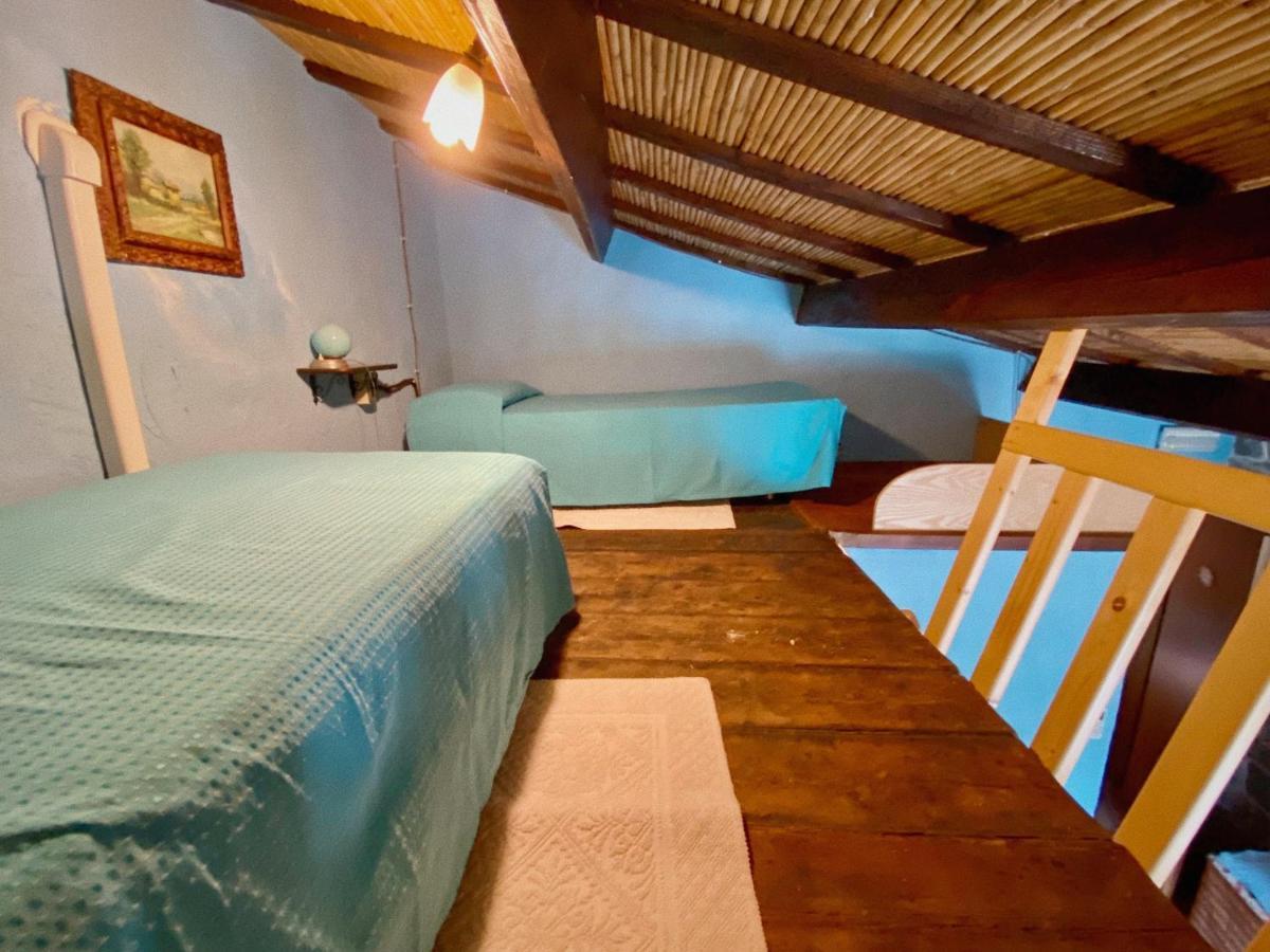 Bottidda Domos Antigas B&B 외부 사진